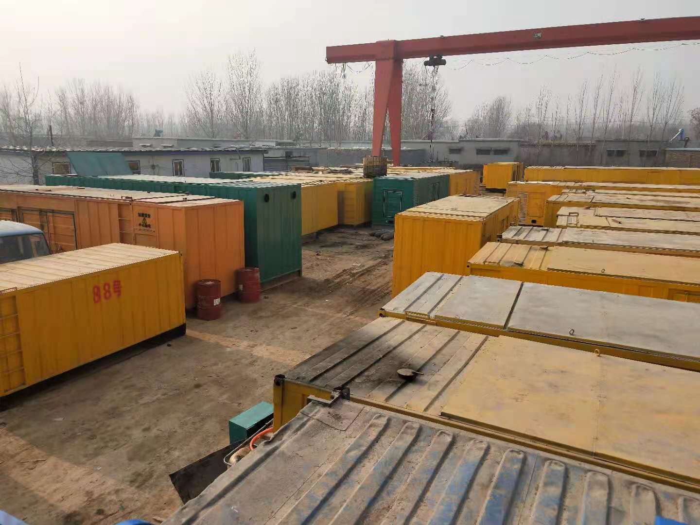 源汇租赁发电机-灰尘、风沙对柴油发电机组造成哪些不良影响？