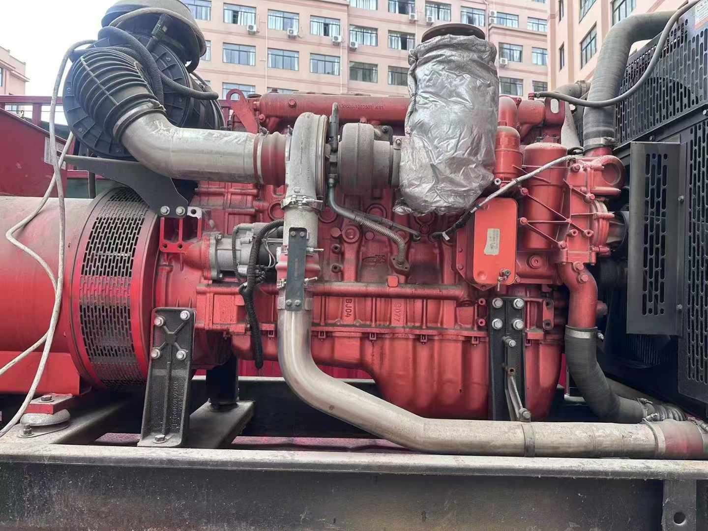 源汇如何选择适合 600kW 柴油发电机组的过载保护器？